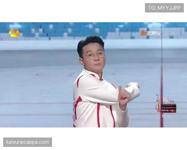 任子威今天买了啥？朋友圈都在炫，还当真不是明星？